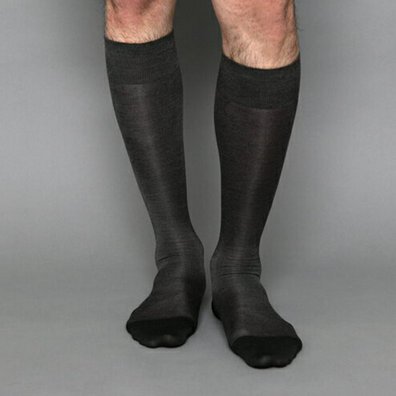 【ポイント5倍★～5/6 23:59迄】【あす楽】【公式 Tabio MEN】 メンズ 絹×綿 バンナー ビジネス ロングホーズ / 靴下屋 靴下 タビオメン タビオ くつ下 ハイソックス ソックス ビジネスソックス 日本製