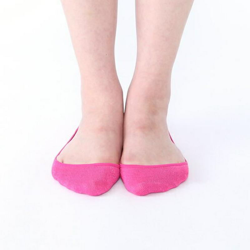 【全品送料無料～6/26 09:59迄】【あす楽】【公式 Tabio】 定番 デオセル ラメ カバーソックス / 靴下屋 靴下 タビオ くつ下 カバー フットカバー 浅め 消臭靴下 消臭 吸水 速乾 デオドラント レディース 黒 日本製