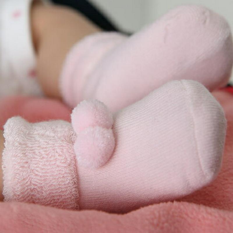 【全品送料無料★〜12/26 23:59迄】【あす楽】【靴下屋】 ベビーボンボンつき折り返しソックス ピンク / 靴下 タビオ Tabio くつ下 ベビー 子供 子供用靴下 出産祝い 日本製 ¬