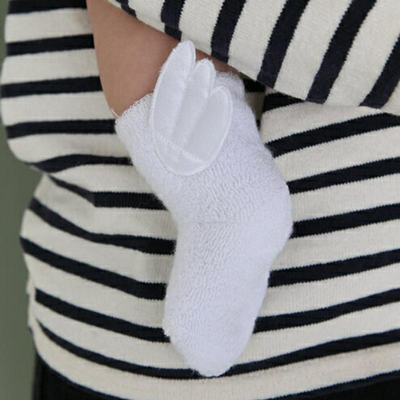 【あす楽】【靴下屋】 ベビー天使の羽付きソックス ピンク / 靴下 タビオ Tabio くつ下 ベビー 子供 子供用靴下 出産祝い 日本製 ¬¬