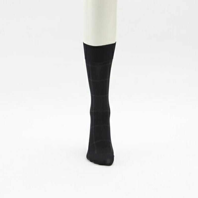 【全品送料無料★〜12/26 23:59迄】【あす楽】【Tabio MEN】 メンズ クレモード格子柄レギュラーソックス / 靴下屋 靴下 タビオ Tabio くつ下 クルー ビジネス メンズ 日本製 2012ka