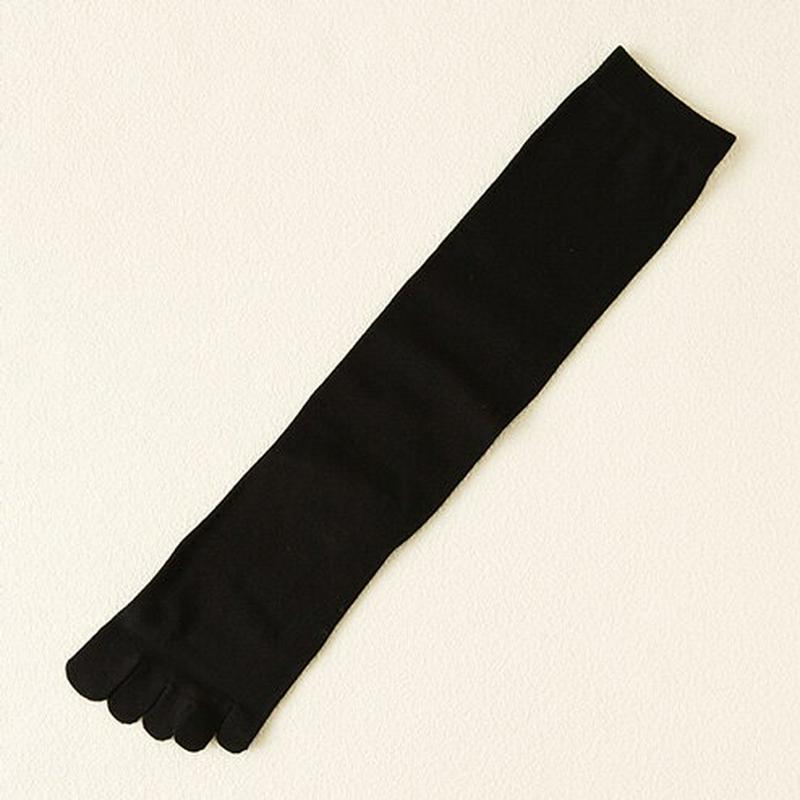 【あす楽】【靴下屋】 うるおいキープ 無地五本指ハイソックス クロ 黒 ブラック / 靴下 タビオ Tabio くつ下 レディー