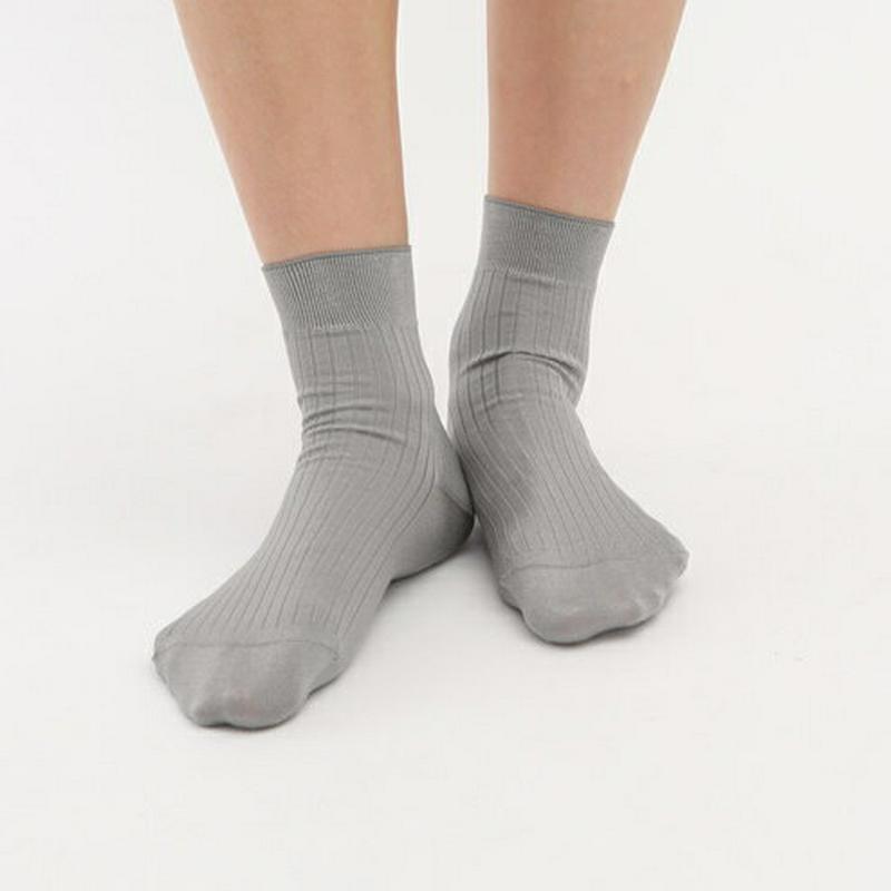 【全品送料無料★〜6/11 23:59迄】【あす楽】【TABIO LEG LABO】 しっとり絹のリブソックス【気持ちいいシルクの靴下】 / 靴下屋 靴下 タビオ くつ下 ショート レディース 日本製