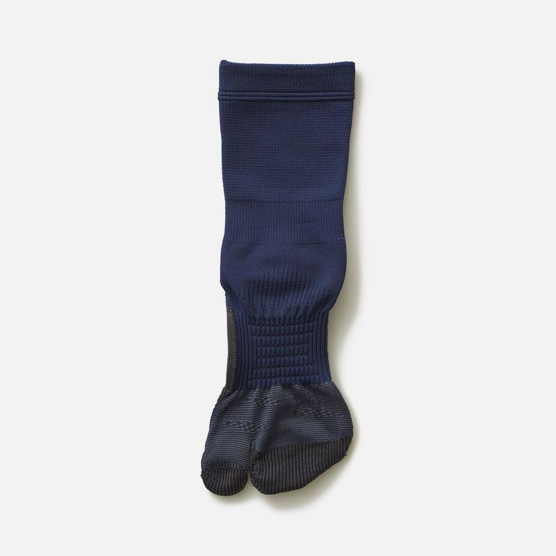 【あす楽】【TABIO SPORTS】 フットボール足袋ソックス 23〜25cm コン 紺 ネイビー / 靴下屋 靴下 タビオ タビオスポーツ Tabio くつ下 クルー 足袋 たび タビ 足袋靴下 レディース 日本製 ¬¬