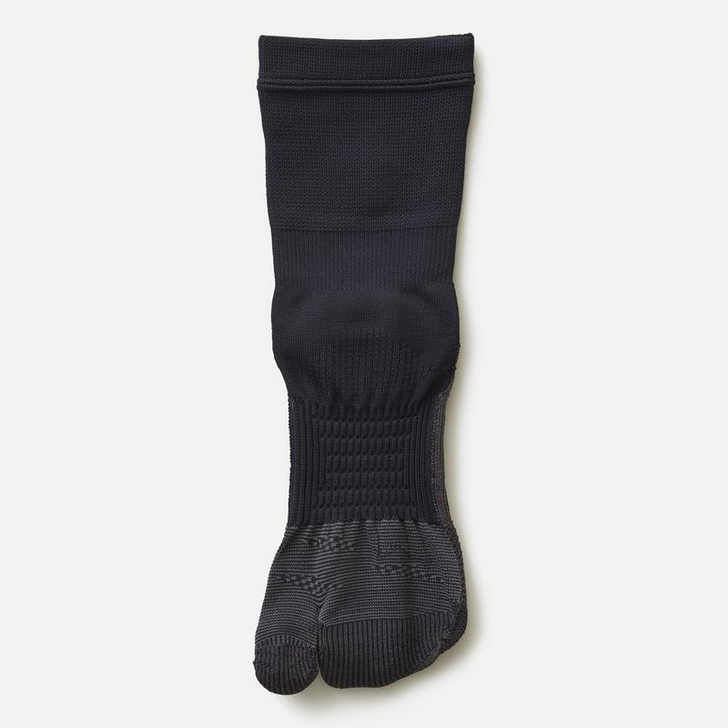 【あす楽】【TABIO SPORTS】 フットボール足袋ソックス 23〜25cm クロ 黒 ブラック / 靴下屋 靴下 タビオ タビオスポーツ Tabio くつ下 クルー 足袋 たび タビ 足袋靴下 レディース 日本製 ¬¬