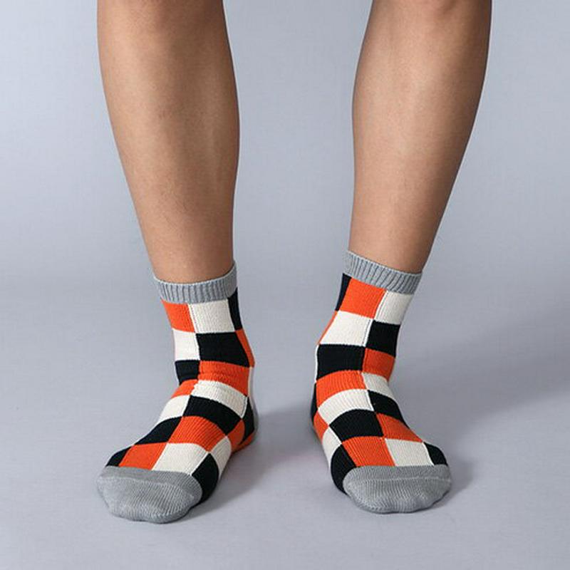 【あす楽】【Tabio MEN】 メンズブロックチェックショートソックス / 靴下屋 靴下 タビオ くつ下 ソックス カジュアル 日本製 父の日 2206mka