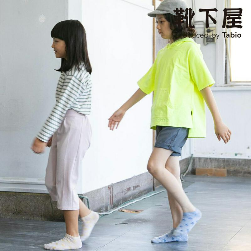 【全品送料無料～6/26 09:59迄】【あす楽】【公式 靴下屋】 キッズ 星柄リンクススニーカー用ソックス13～15cm / 靴下 タビオ Tabio くつ下 スニーカー キッズ 子供 子供用靴下 男の子 女の子 日本製