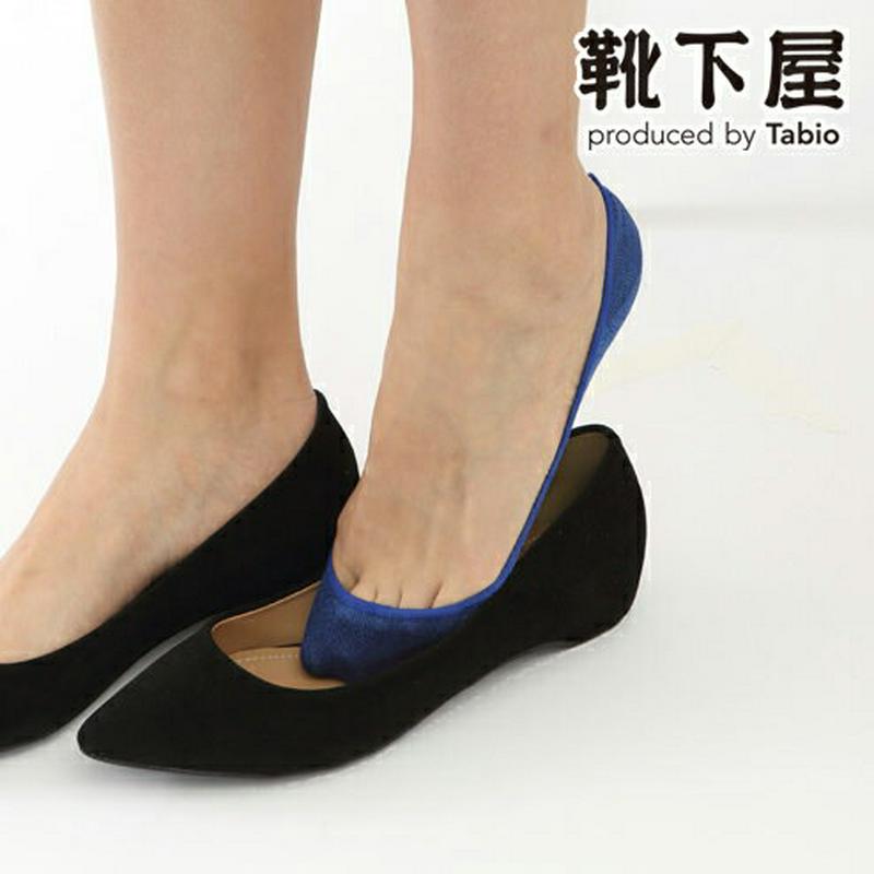 【全品送料無料～6/26 09:59迄】【あす楽】【公式 靴下屋】 ドライなラメ カバーソックス 22～24cm / 靴下 タビオ Tabio くつ下 レディース フットカバー 吸水 速乾 浅め 黒 日本製