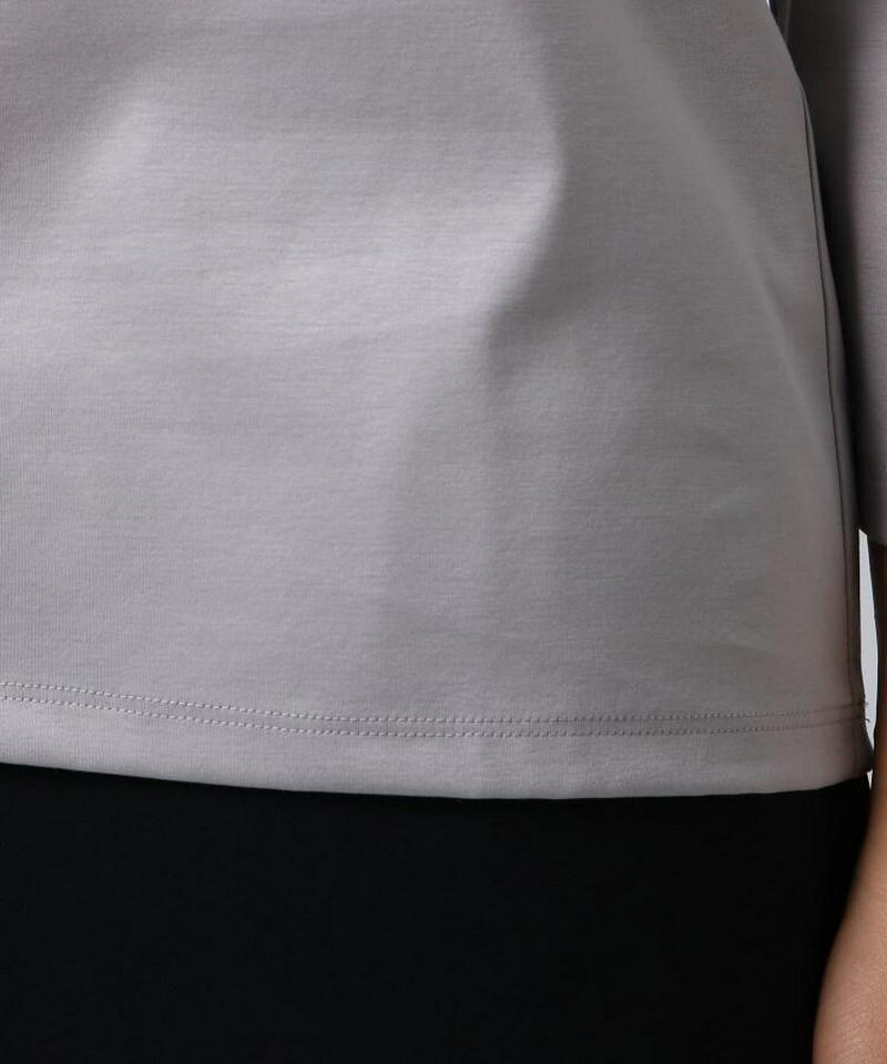 [L]【洗える】サテンVネックスムースカットソー