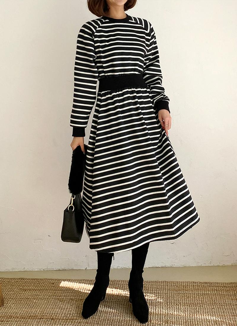 裏起毛ボーダースウェットワンピース・全2色