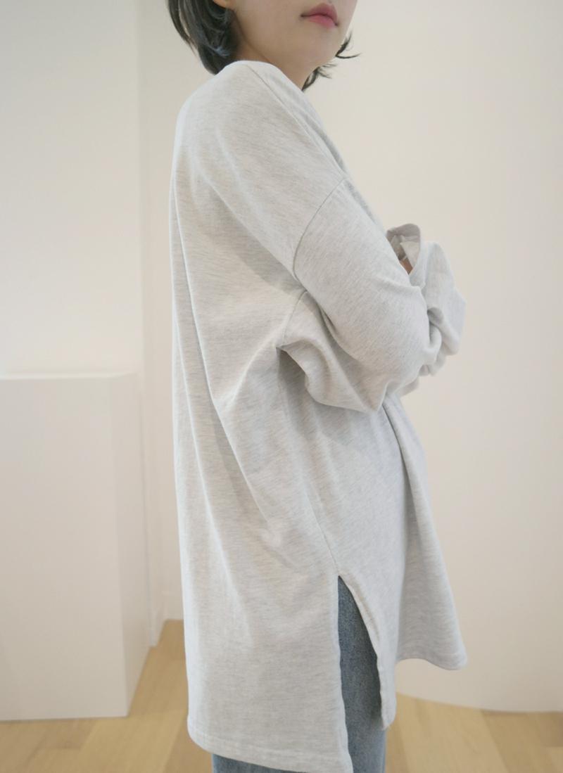 サイドスリットボクシー長袖Tシャツ