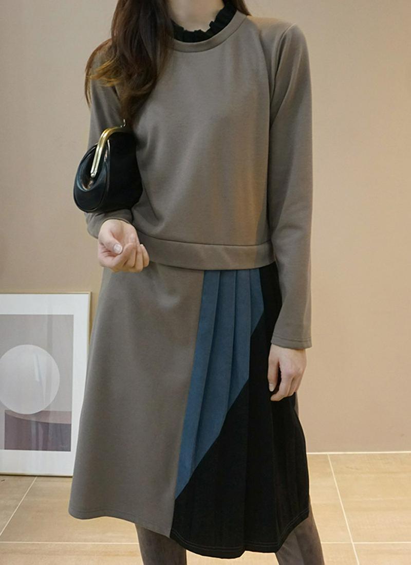 裏起毛カラーブロックプリーツワンピース