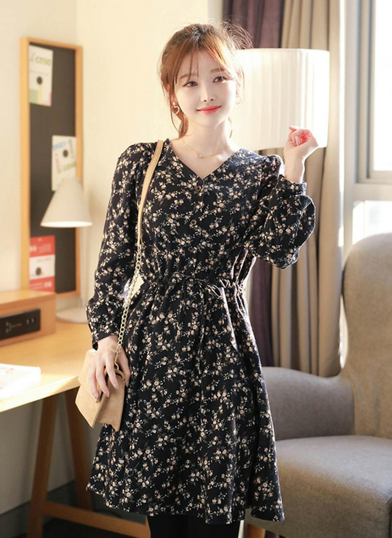 Vネック花柄ミニワンピース