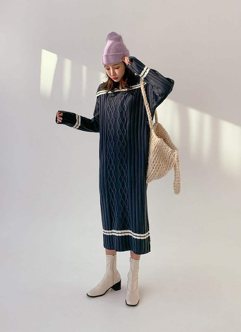 ラインケーブルニットワンピース