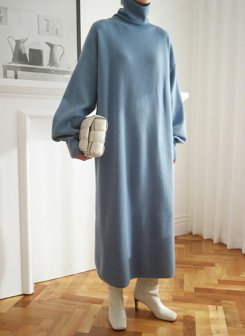 スリットニットロングワンピース