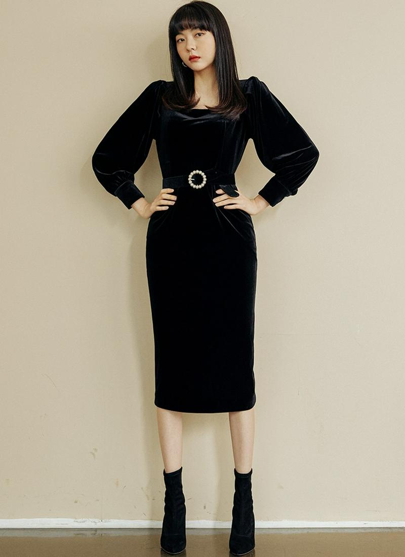 ベルト付スクエアベロアワンピース