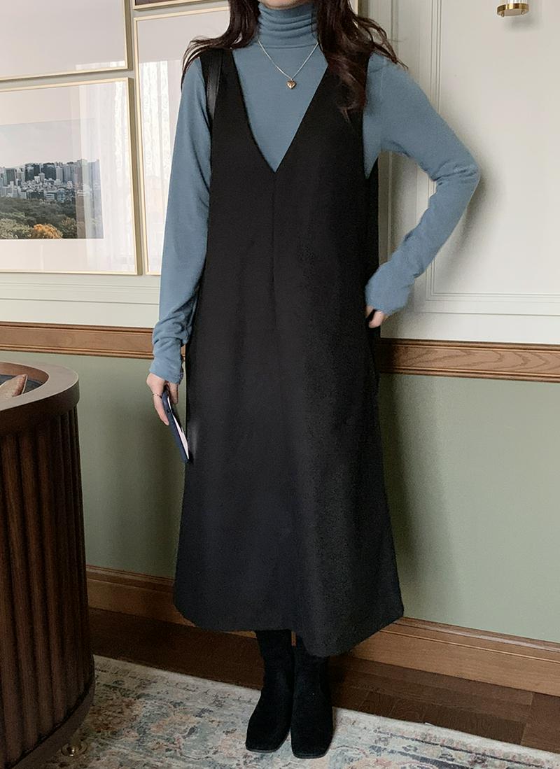 ディープVネックロングワンピース