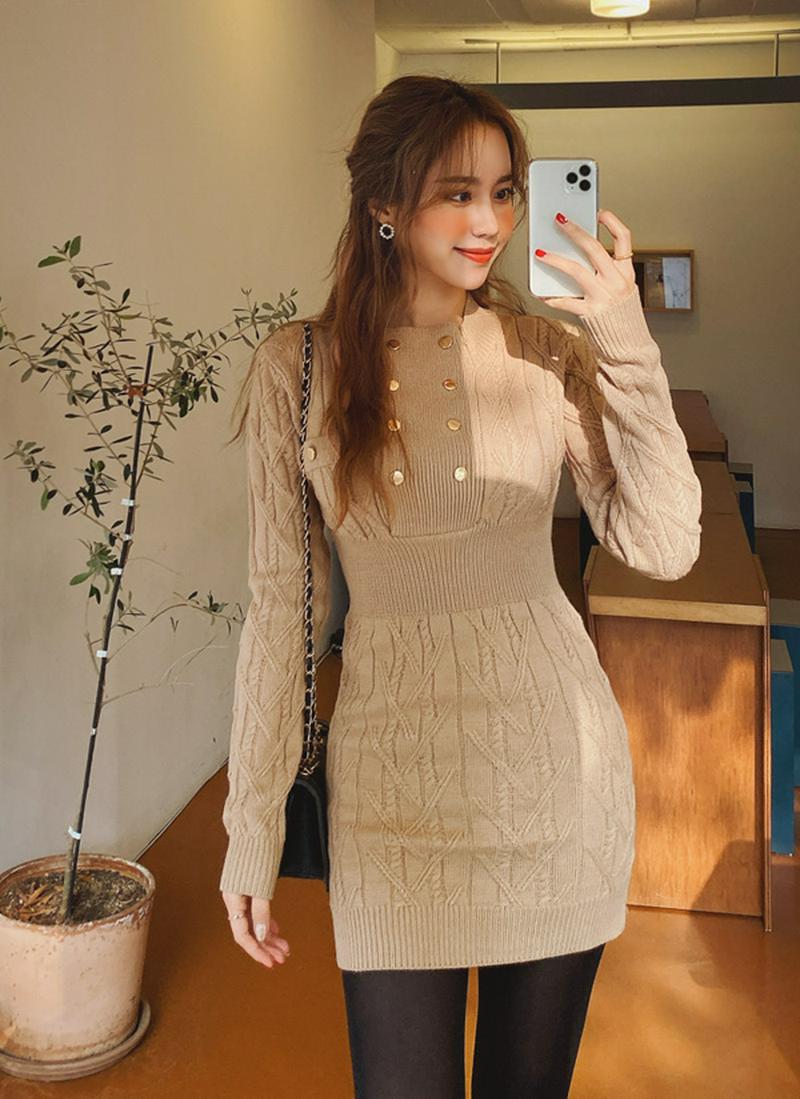 ボタンポイントスリムニットワンピース