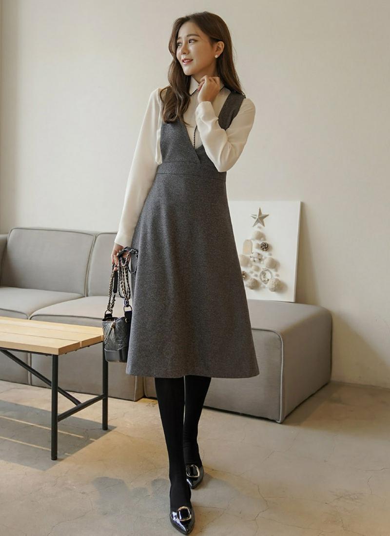 深Vネックメランジワンピース