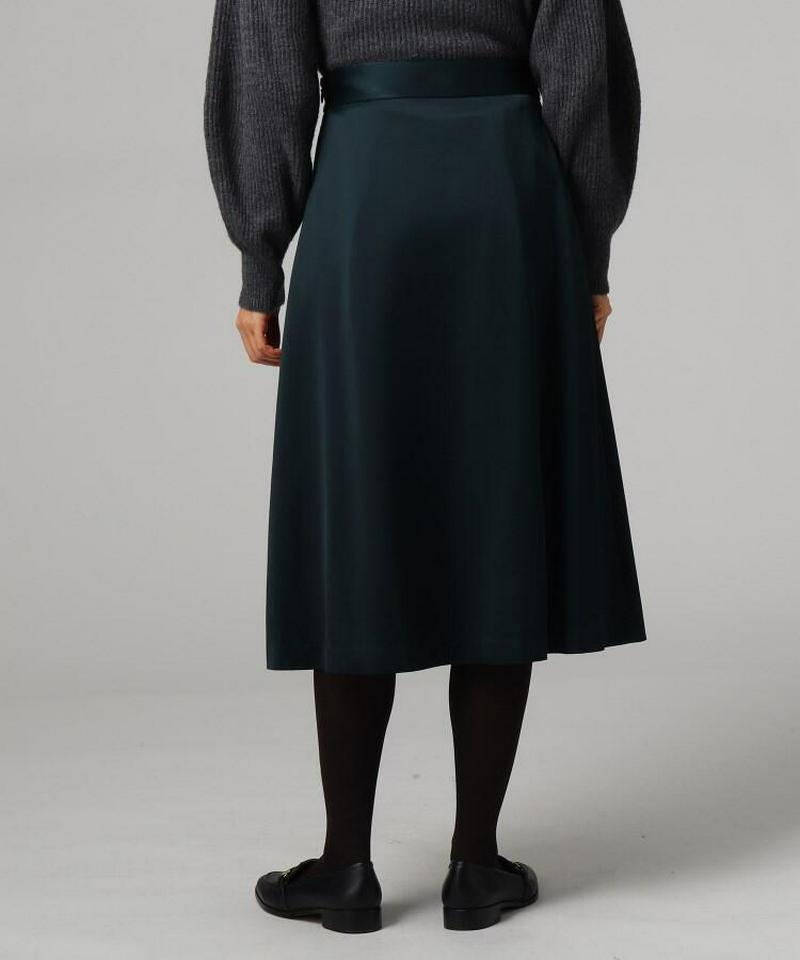 メリノサテンタックスカート