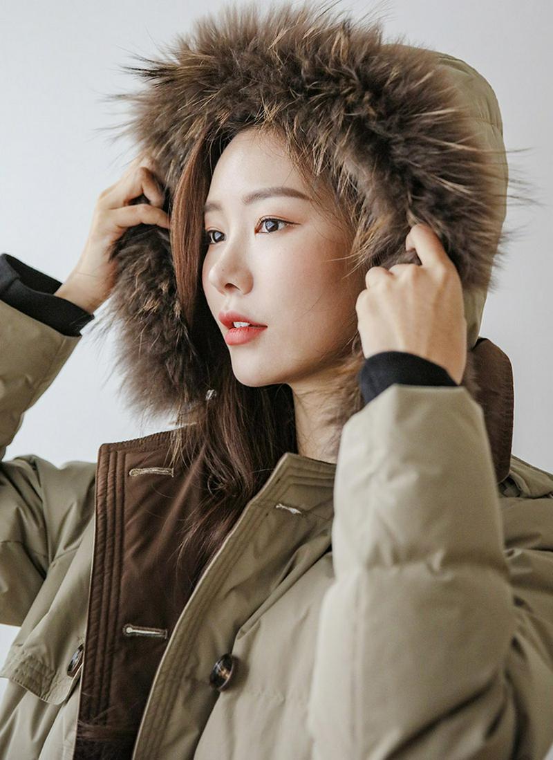 ラクーンファーフード付ダウンジャケット