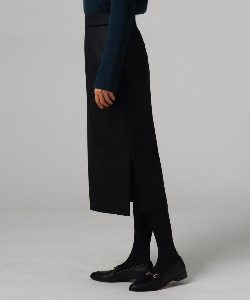 サージタイトスカート