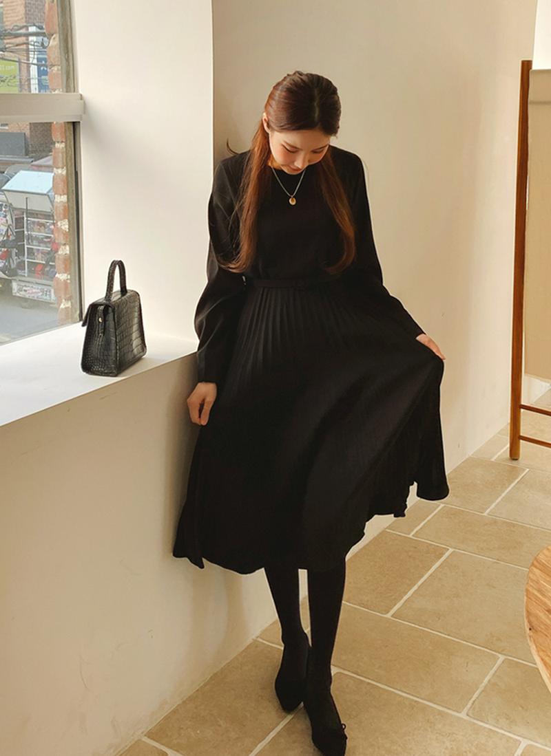 ベルト付プリーツワンピース