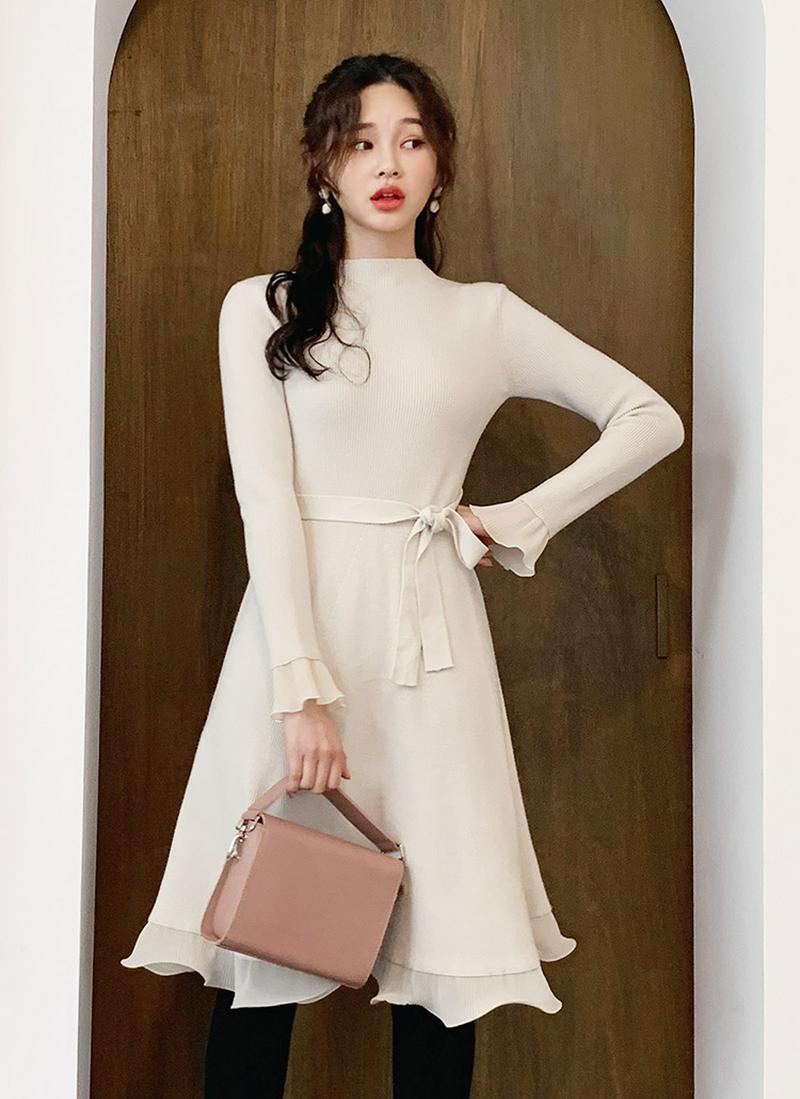 ストラップ付ウェーブヘムワンピース・全2色