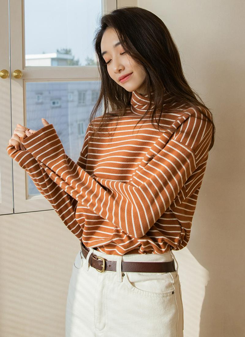 タートルネックボーダー裏起毛Tシャツ