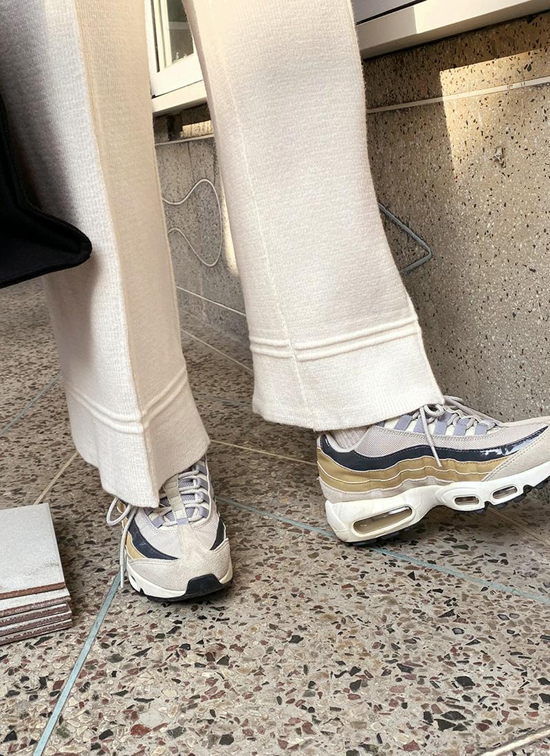 センタープレスニットパンツ・全3色