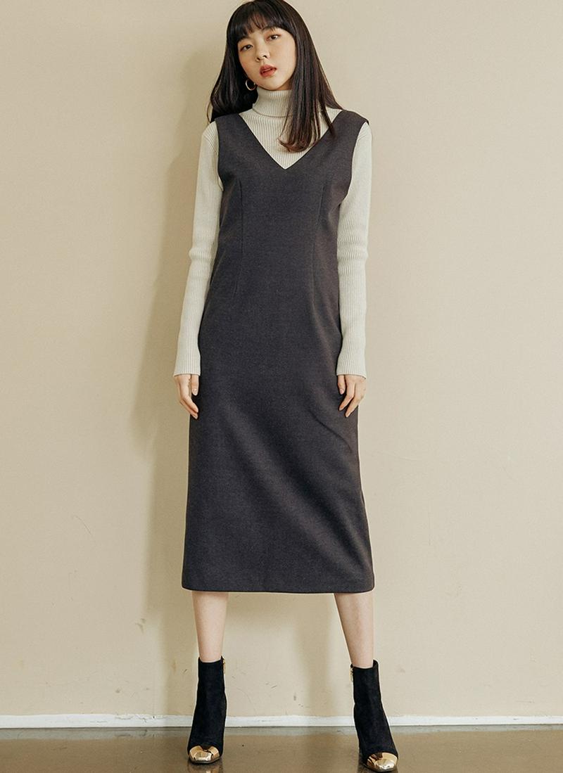 両起毛Vネックノースリワンピース