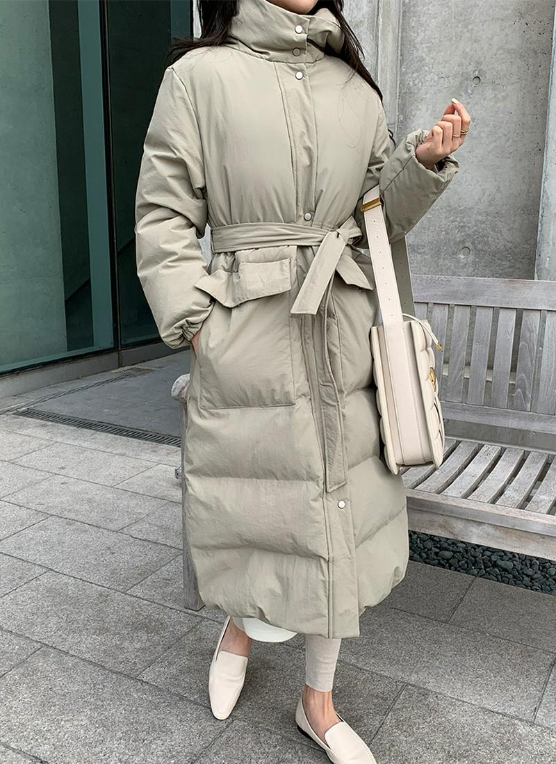 ストラップ付ハイネックロング中綿ジャケット