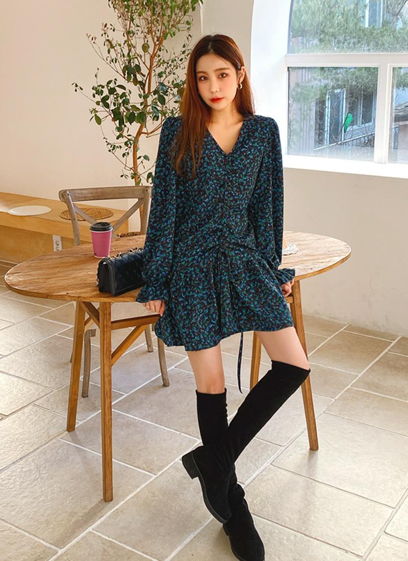 ドロストVネックパターンワンピース