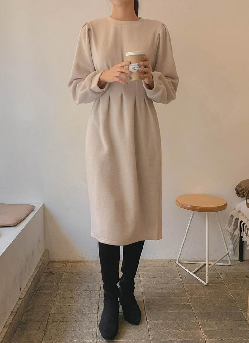 ウエストタック起毛ワンピース