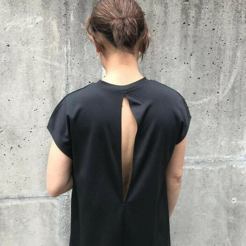 ブラックバックレスワンピース　D79 【monicaselect】モニカセレクト　レディースファッション　韓国ファッション　プチ