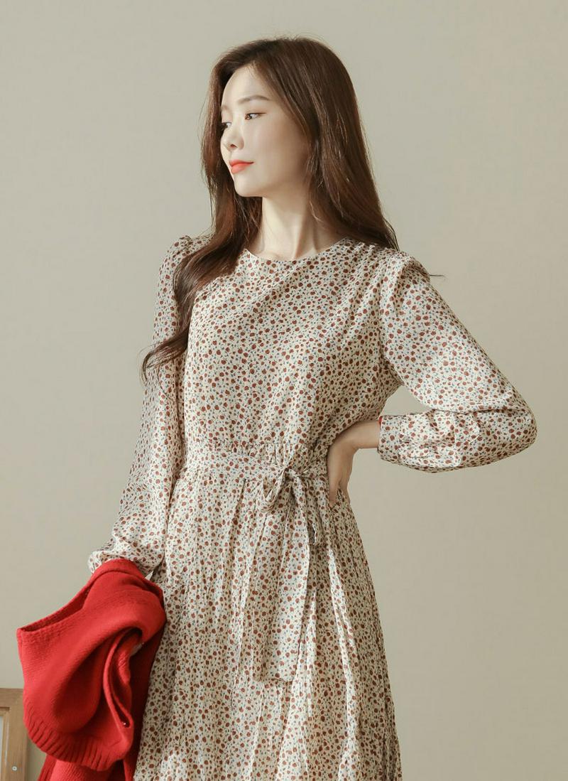 裏起毛フラワーワンピース