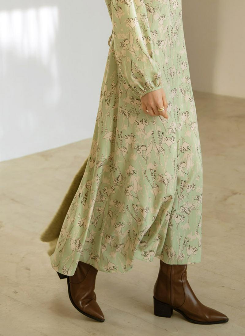 バックストラップフローラルワンピース