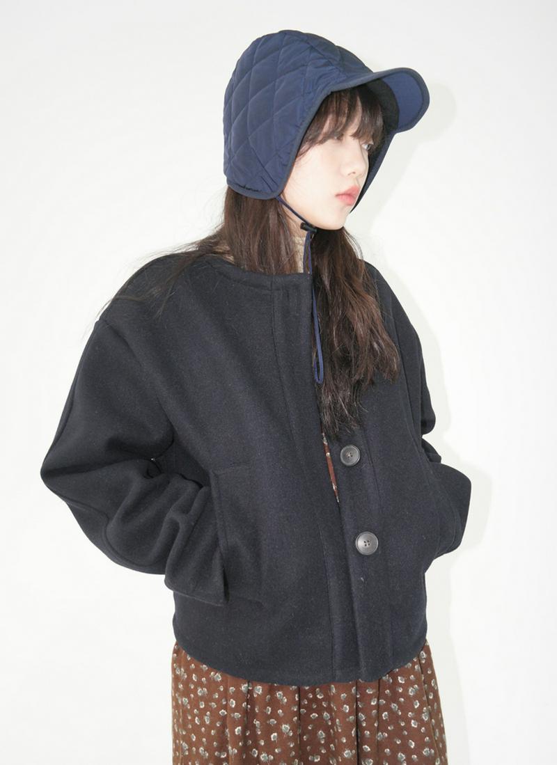 ノーカラーハーフジャケット