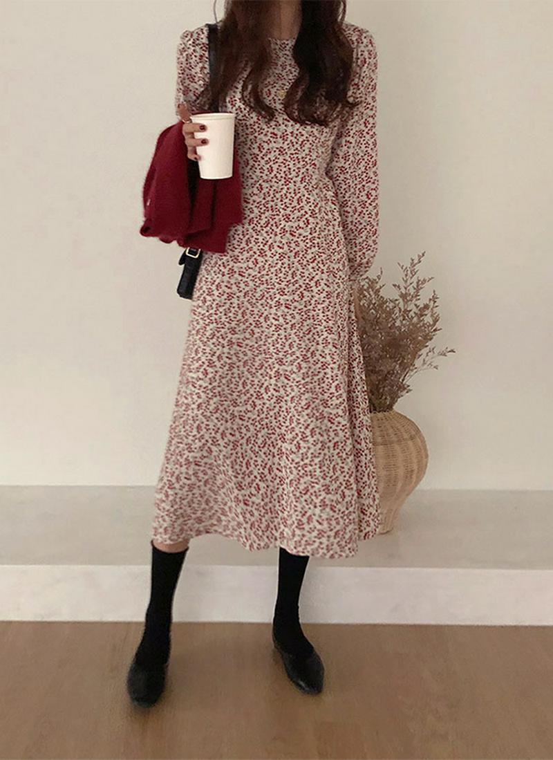 レッドフラワーワンピース