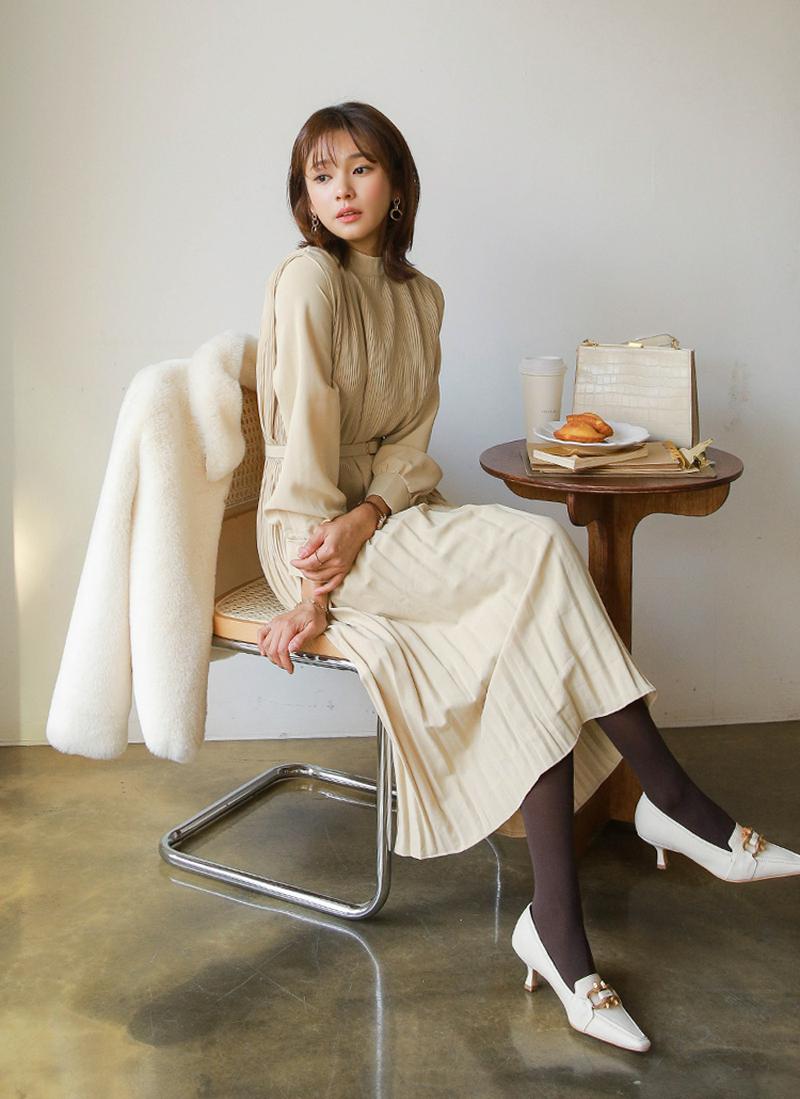 ベルト付プリーツロングワンピース