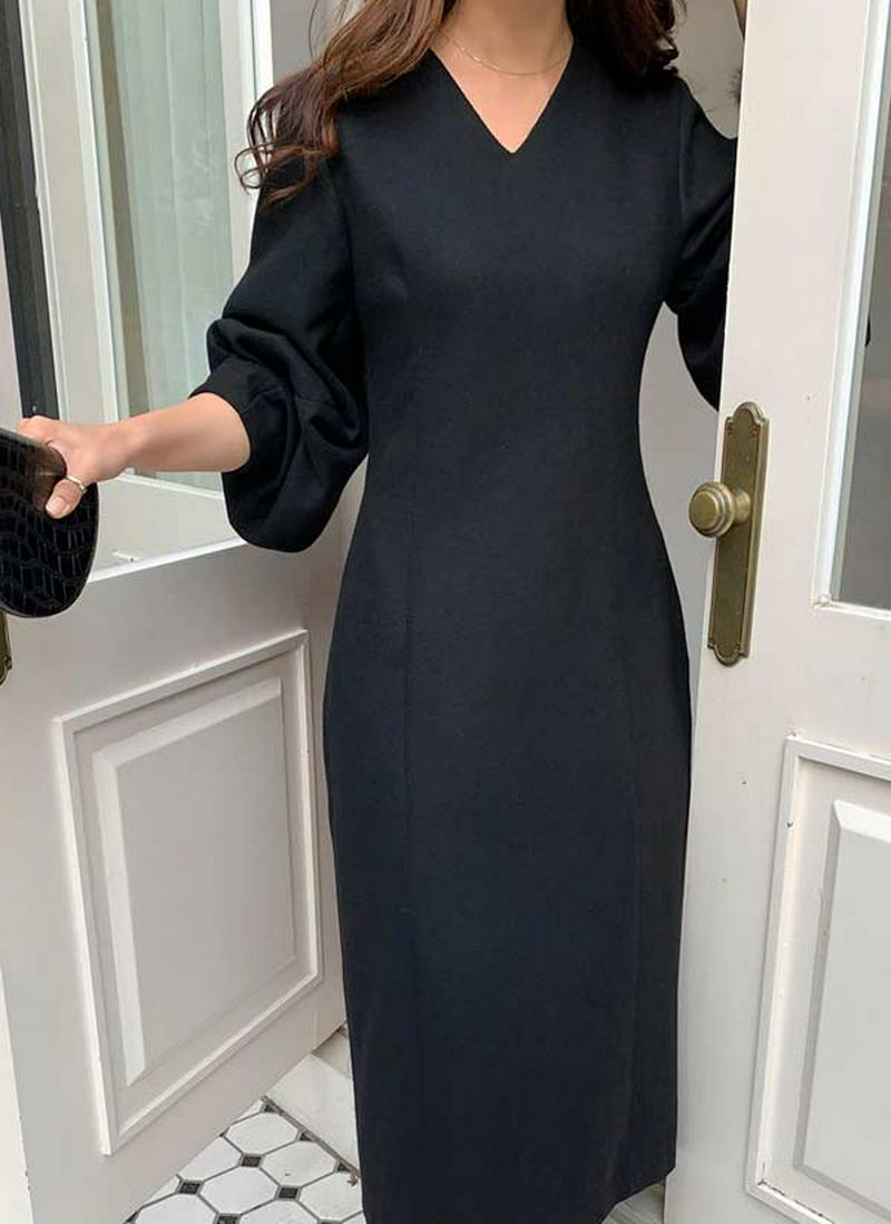 ウール混Vネックロングワンピース