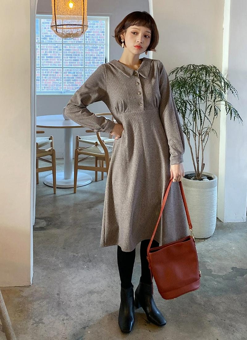 カラーボタンワンピース・全2色