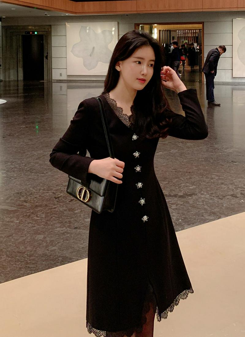 スカラップレースヘムワンピース