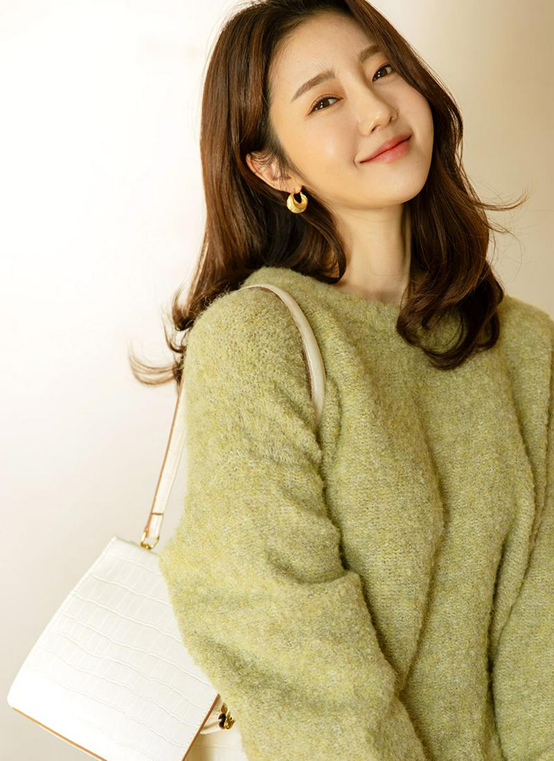 モヘアブレンドルーズニット