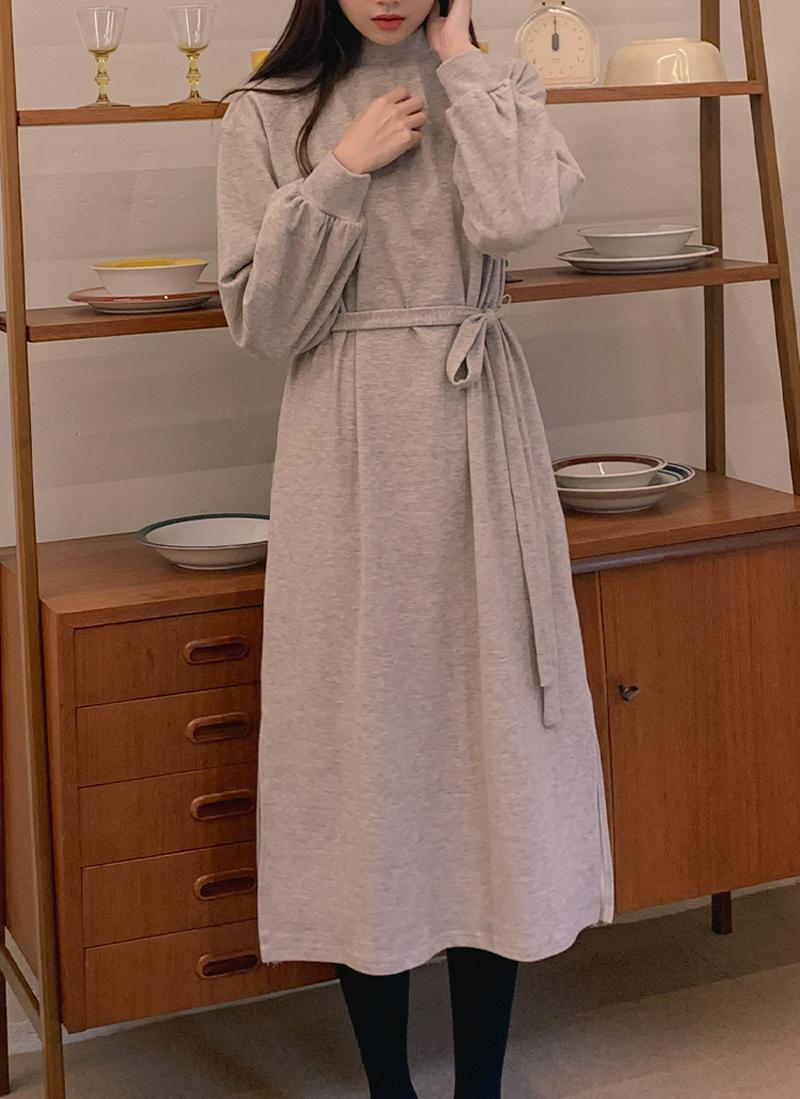 裏起毛ハイネックワンピース