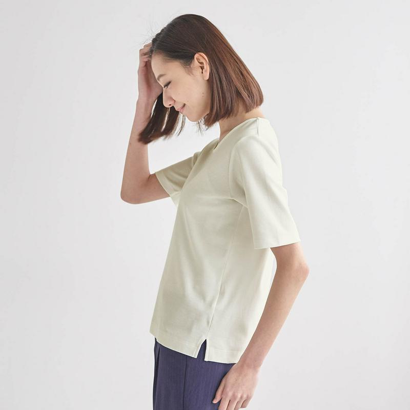 イマドキべーシック女っぽＴシャツ