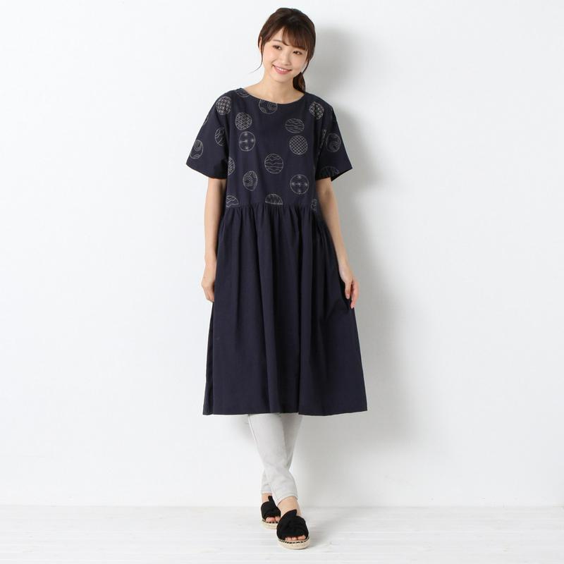 刺繍使いドロップショルダーワンピース