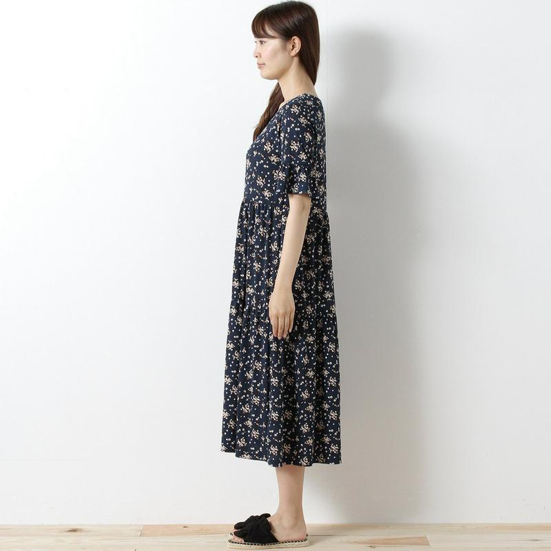【３／２５（水）で販売終了】袖フリルティアードワンピース