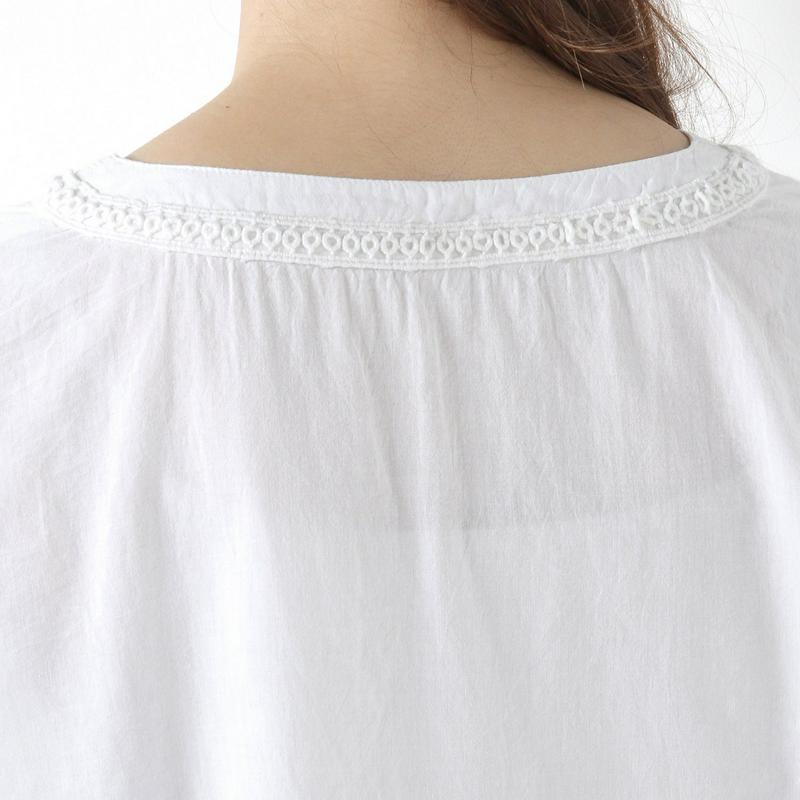 【３／２５（水）で販売終了】Ｖネックハシゴレースブラウス【Ｍ～４Ｌ】