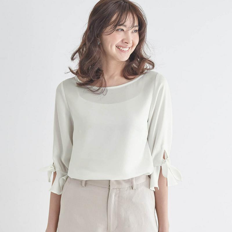 【ＳＴＹＬＥ　ＳＮＡＰ掲載】涼やかなとろみ素材キャンディスリーブＴブラウス